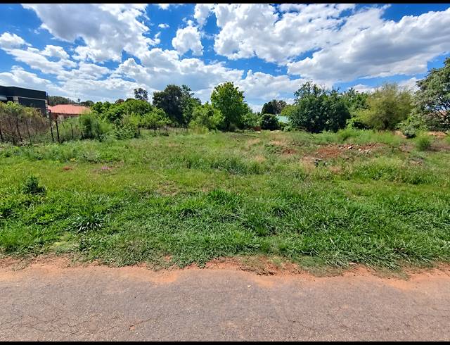 1,089M² VACANT LAND FOR SALE IN HENLEY ON KLIP